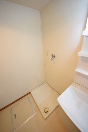 エーヴィゲス市川の物件内観写真